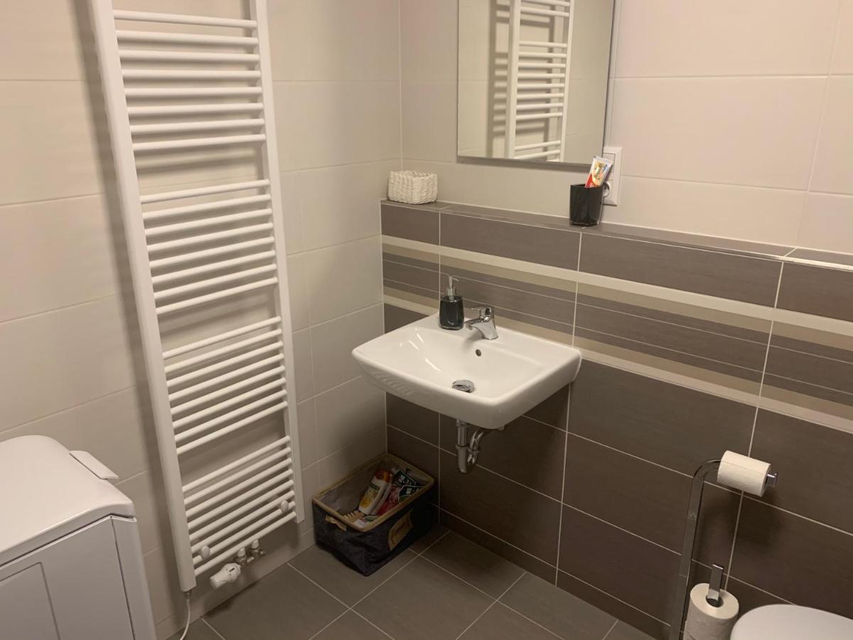 פלזן Modern Apartment In The City Center מראה חיצוני תמונה